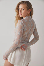 Load image into Gallery viewer, FREE PEOPLE- LADY LUX LAYERING TOP
