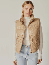 Load image into Gallery viewer, DELUC- MARMI PUFFER GILET
