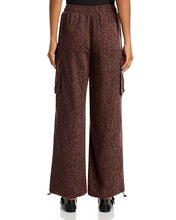 Load image into Gallery viewer, VINTAGE HAVANA-LEOPARD PRINT CARGO PANT
