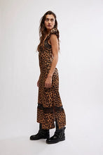 Load image into Gallery viewer, FREE PEOPLE- FOOLISH HEART PRINTED MIDI
