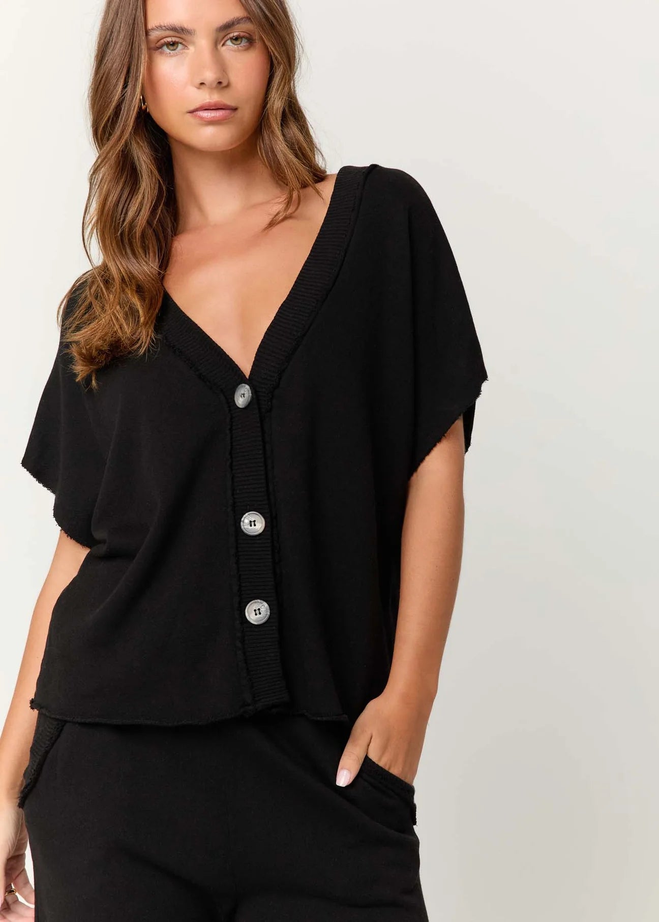 PROJECT SOCIAL T-DORIAN BUTTON DOWN FRONT TOP BLACK