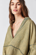 Load image into Gallery viewer, FREE PEOPLE-JUDE DENIM PULLOVER
